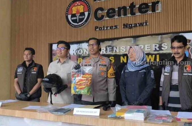 Bermodus Jadi Badut Keliling, Residivis Maling Curi Motor di Ngawi