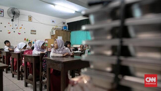 Belalang-Ulat Sagu Akan Jadi Bahan Alternatif Makan Bergizi Gratis