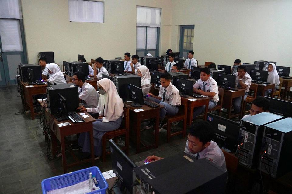 Perjalanan UN Siswa Sekolah, Dihapus Era Jokowi Hendak Diberlakukan Prabowo