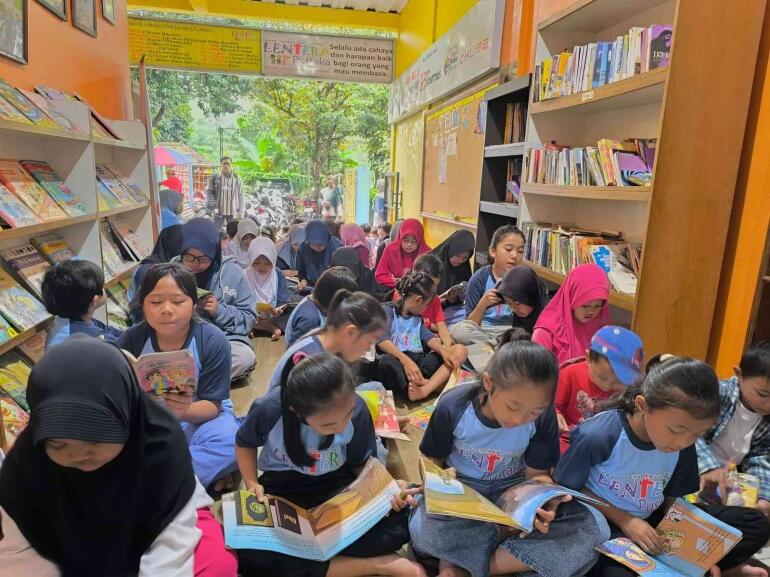 Menghancurkan Masa Depan Anak-anak Itu Mudah