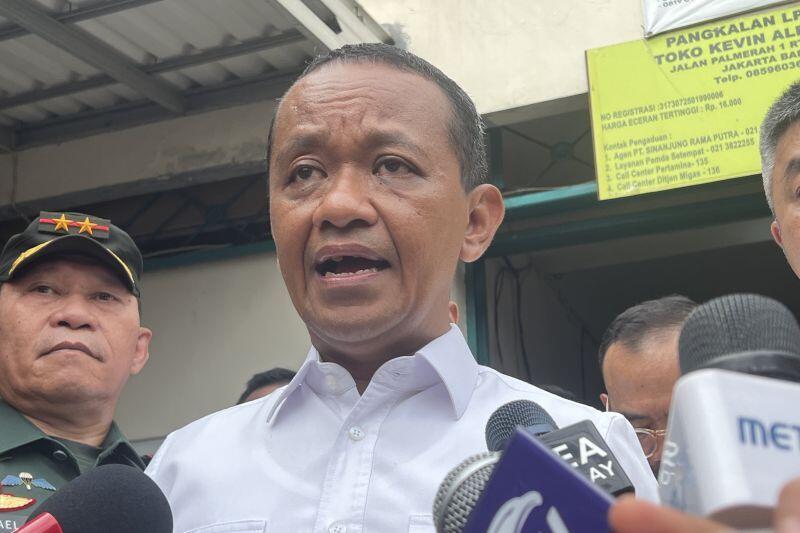 Bahlil Minta Maaf Antrean LPG 3Kg Ada Korban, Pengecer Boleh Beroperasi Lagi