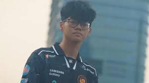 Daftar Pemain RRQ MLBB MPL ID S15: Komposisi Tim yang Solid dan Penuh Potensi