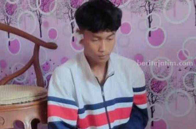 Pemain Jaranan Gigit Telinga Penonton hingga Cuil di Banyuwangi