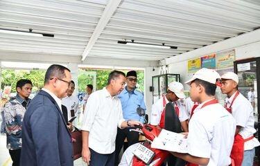 Bey Minta Ormas Jangan Ganggu Pabrik di Kawasan Industri Jabar