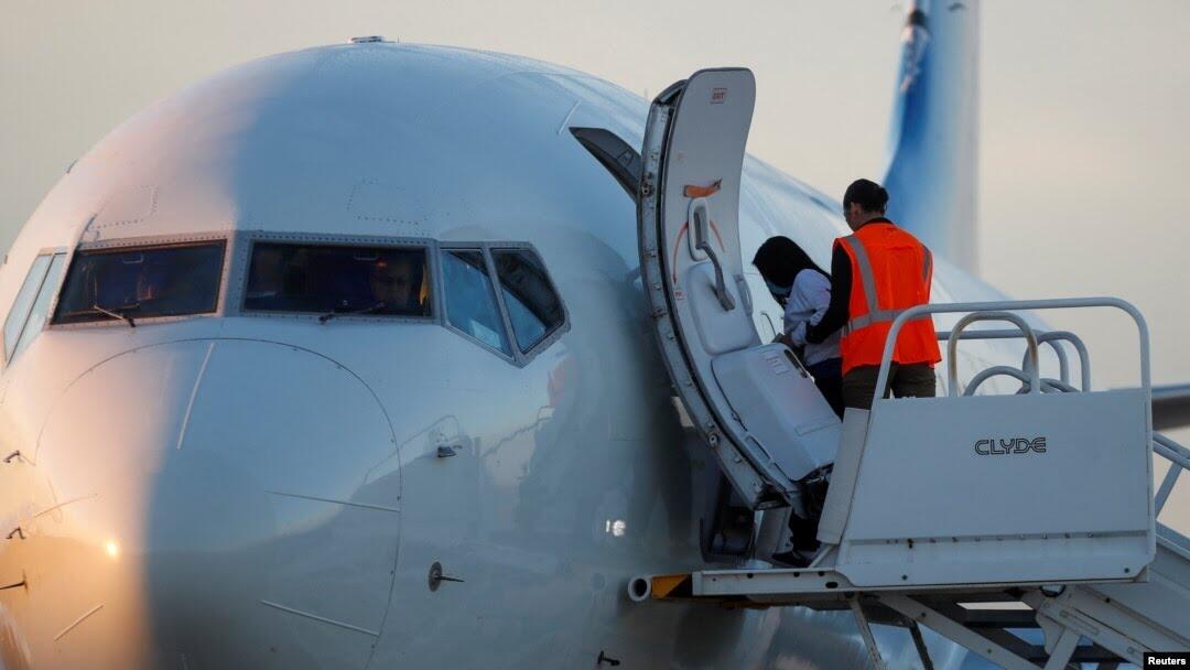 Penerbangan Deportasi Pertama AS Tiba di Venezuela