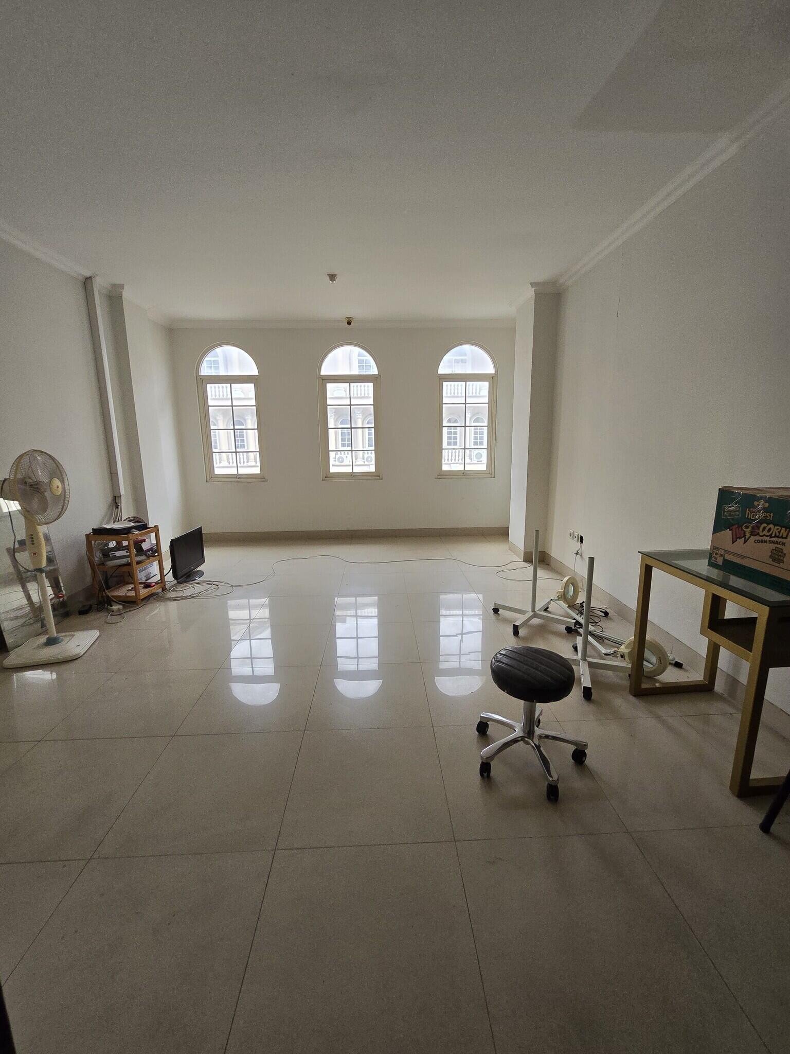 Jual Ruko Sedayu Square Semi Furnished Termurah Jakarta Barat