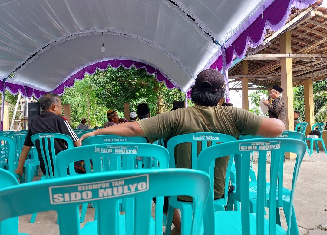 2 Tahun Berdiri Bisa Beli Tratak dan Kursi Kelompok Tani Sido Mulyo