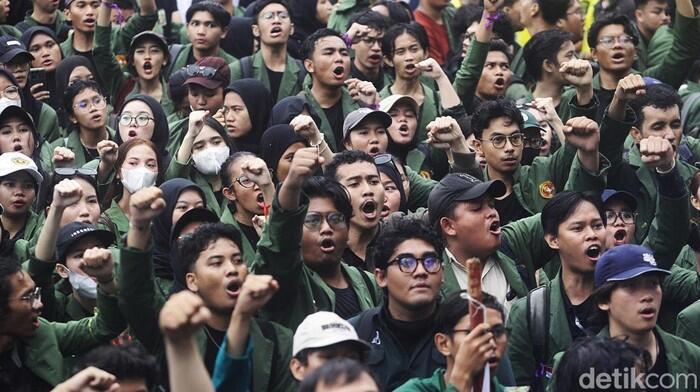 13 Tuntutan BEM SI di Puncak Demo Indonesia Gelap 20 Februari