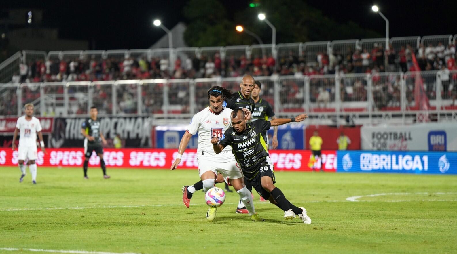 Bukti Kekuatan Situasi di Kamar Ganti Sepak Bola