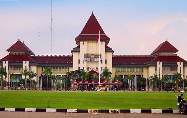 APBD 2025 Ludes, Warga Bekasi, Akay: Kasar Amat Pola Permainan