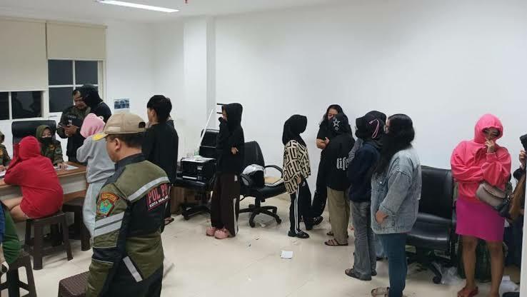 Waduh, Banyak Sekali! 31 Mahasiswa di Malang Diamankan karena Kumpul Kebo dan Open BO