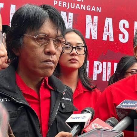 Adian Napitupulu: Beli Pertamax Isinya Pertalite, Pilih Prabowo Isinya Mulyono