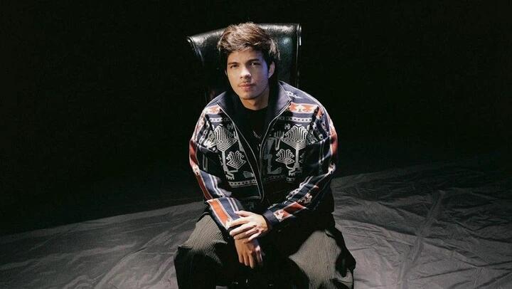 Viral Video Atta Halilintar Jadi Imam Salat Tarawih, Makmumnya Para Habib

