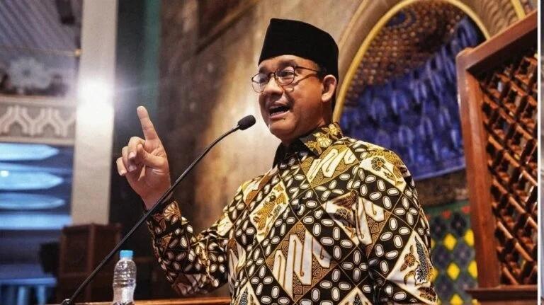 Di Masjid ITB, Anies Sindir Soal Gelar Akademik: Doktor Saya Sah, Nggak Pakai Joki