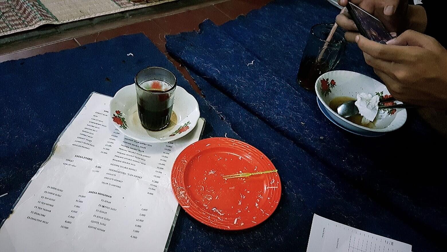 Kopi Tubruk dalam Perspektif: Simbol Kebersamaan dan Identitas Budaya 