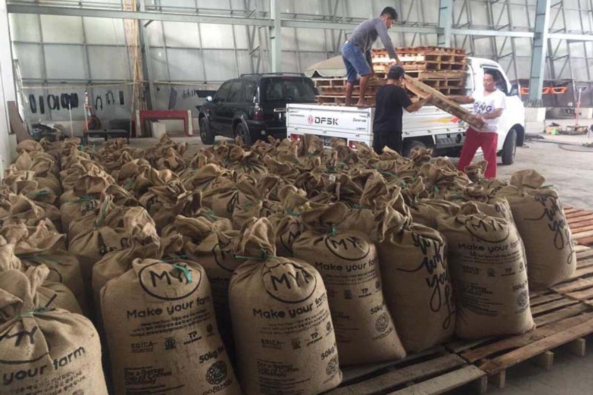 Kopi Tubruk dalam Perspektif: Simbol Kebersamaan dan Identitas Budaya 