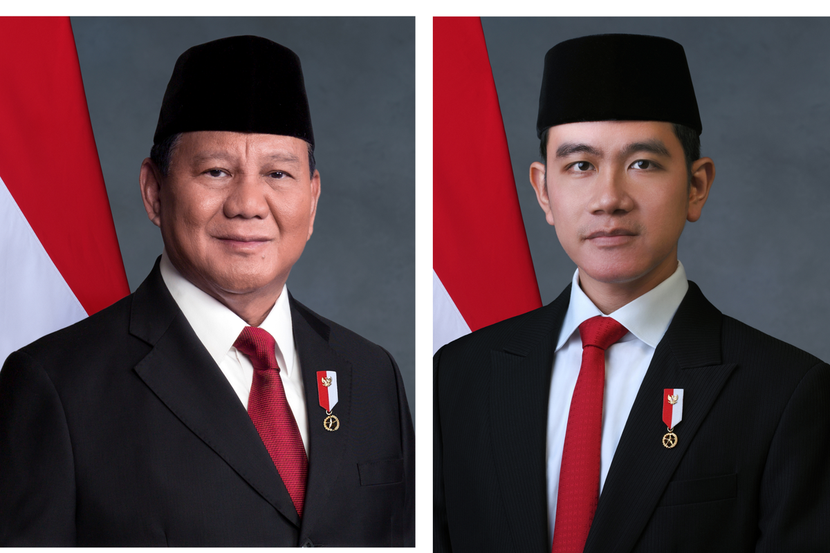 LUAR BIASA ENAK SEKALI MENULIS DI TULIS AJA KASKUS LANGSUNG JADI PRESIDEN