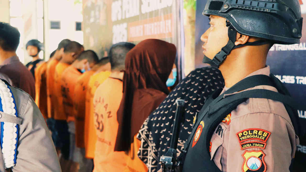 Mucikari di Hotel Widowati Trenggalek Ditangkap, Tawarkan Tarif 200 ribu Sekali Main