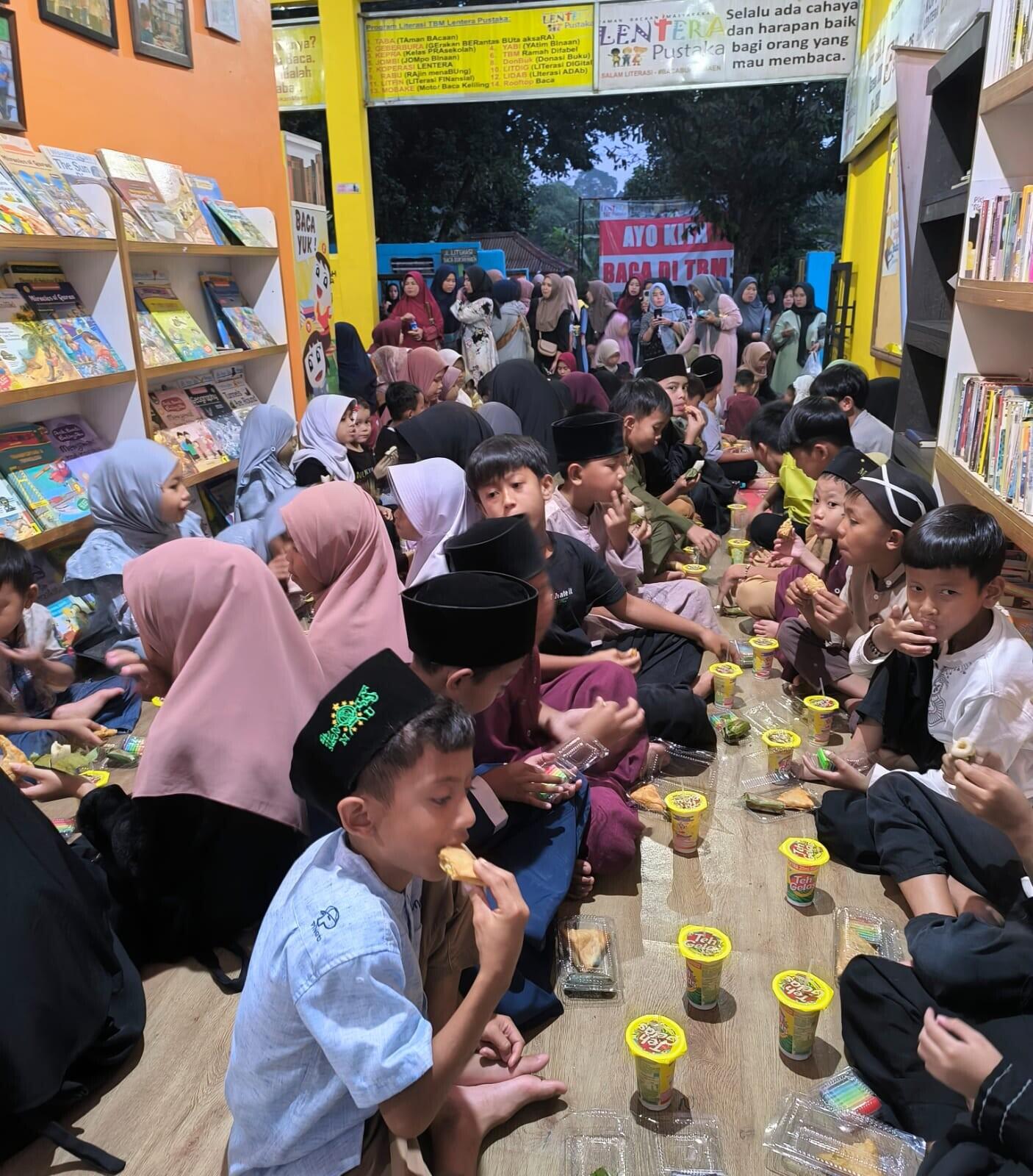 Catatan Kepedulian dari Taman Bacaan
