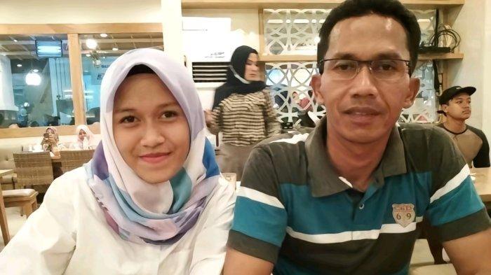 Ayahnya Difitnah Soal Setoran Judi Sabung Ayam, Putri Iptu Lusiyanto:
...
