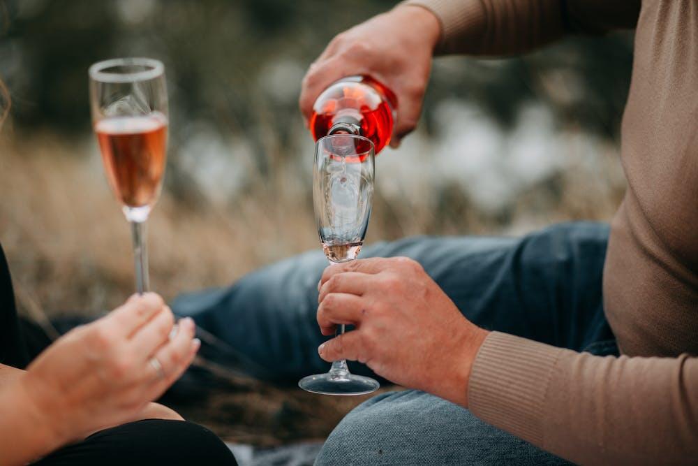 Pairing Rose Wine dengan Asian Food: Kombinasi yang Bikin Lidah Bergoyang!