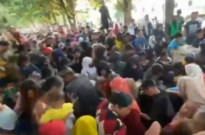 Palembang masak 300 kilogram rendang sapi untuk warga