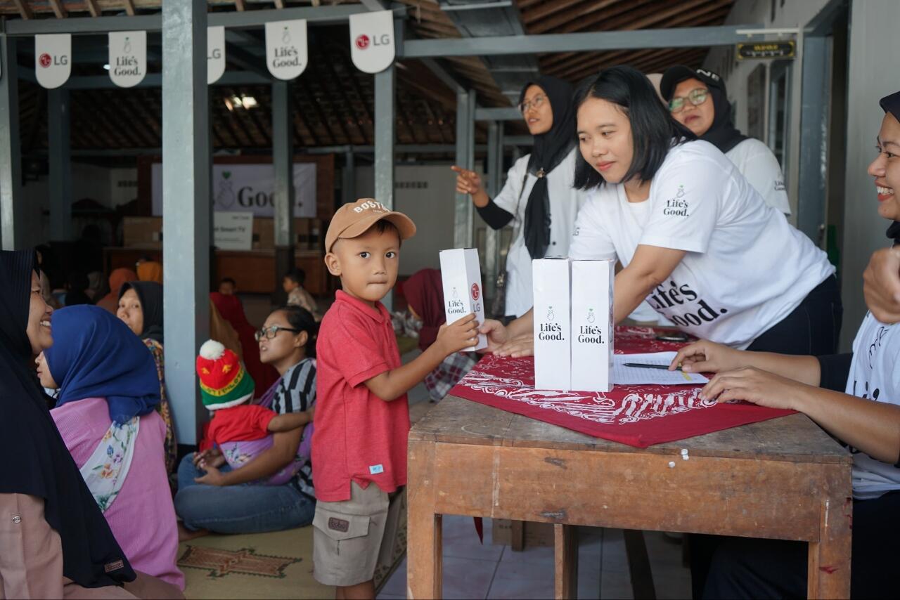 LG ELECTRONICS GELAR LEBARAN SEHAT