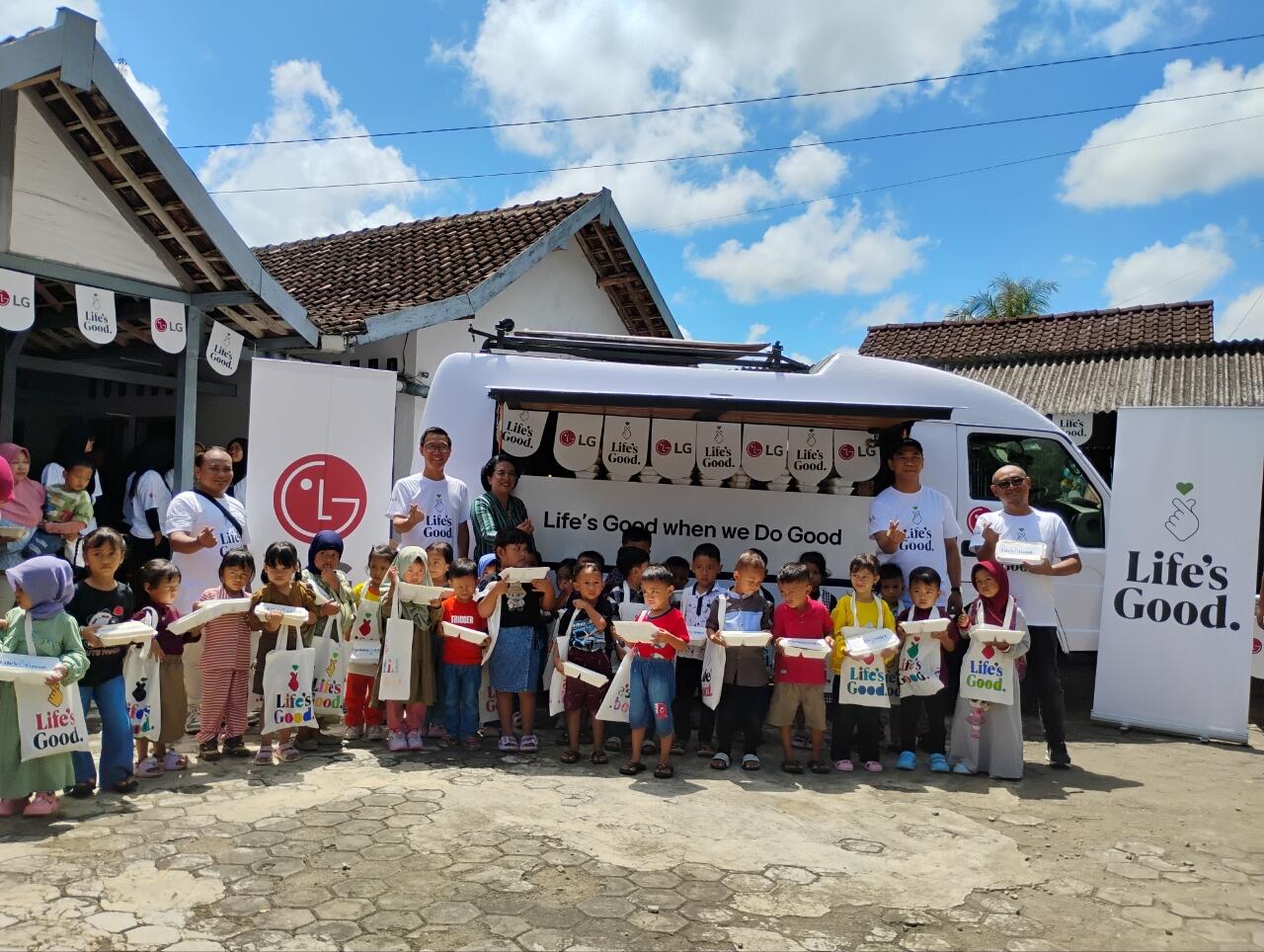 LG ELECTRONICS GELAR LEBARAN SEHAT