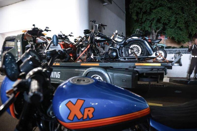 Kejagung Sita Uang Dolar dan Kendaraan Mewah di Kasus Suap Hakim PN Jakpus