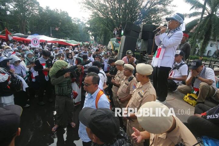 Di Depan Puluhan Ribu Massa, Aa Gym Tegur Umat yang Sedikit Peduli dengan Palestina