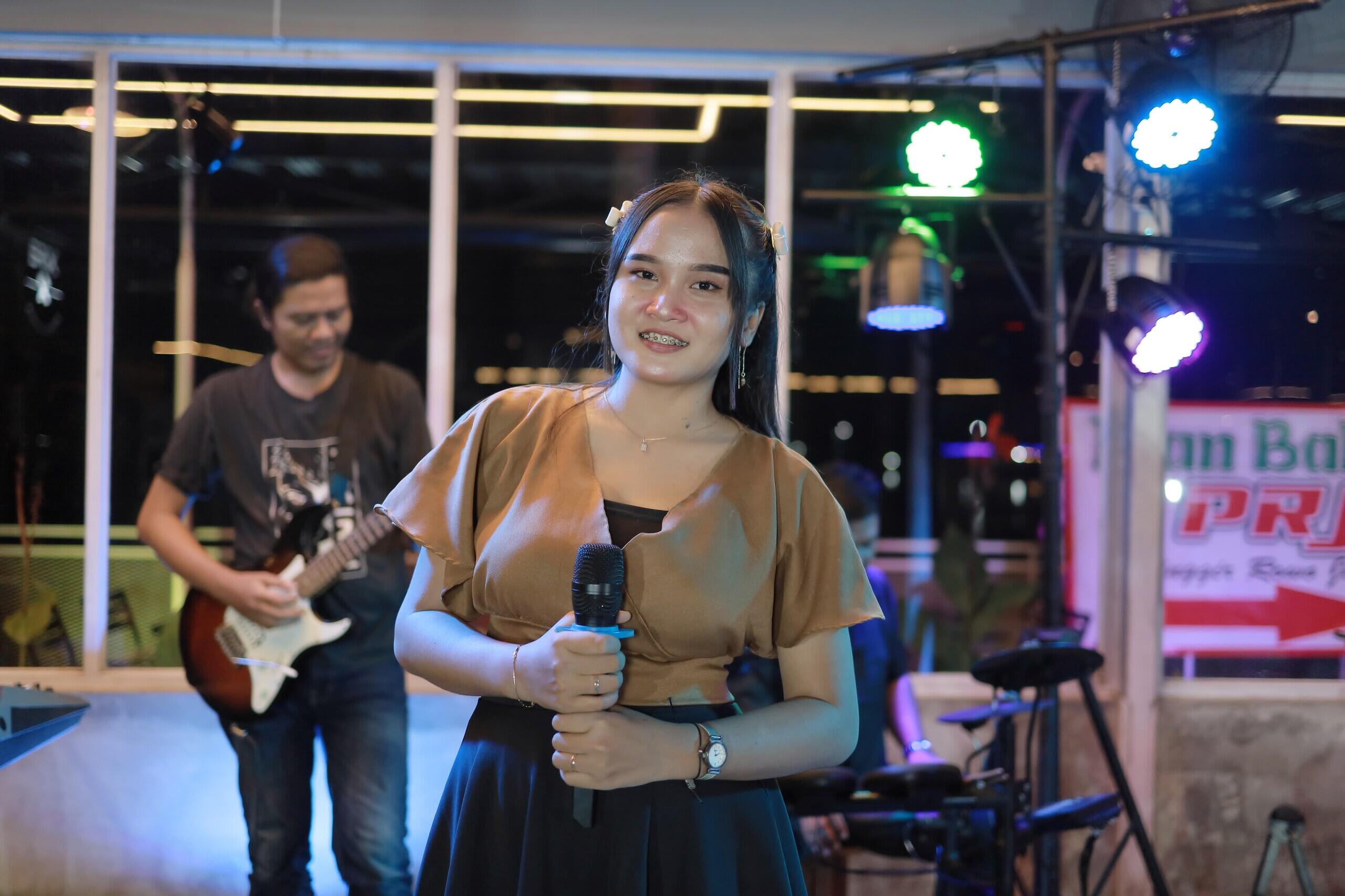 Dista Ananda Kenalkan Karya Perdana "Misah Misuh"
