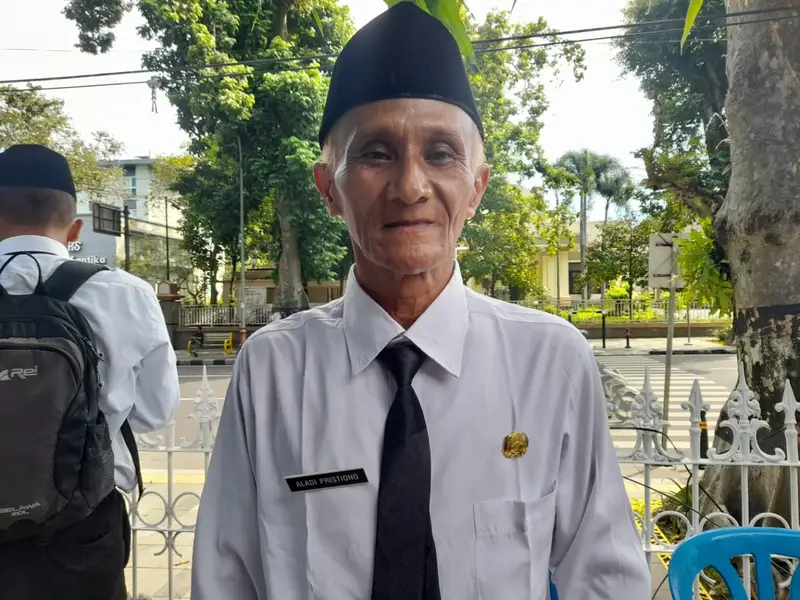 Honorer Senior Resmi Jadi ASN Hari Ini, Langsung Pensiun Tahun Depan