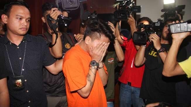 Siapa Artis Berinisial TB di Bali yang Pernah Dijual Mantan Muncikari Robby Abbas?