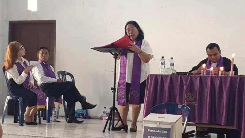 Gundah saat Paskah usai rumah doa di Tangerang disegel