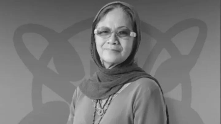 Selamat Jalan, Bunda Iffet... "Ibu" Slankers Sejati![