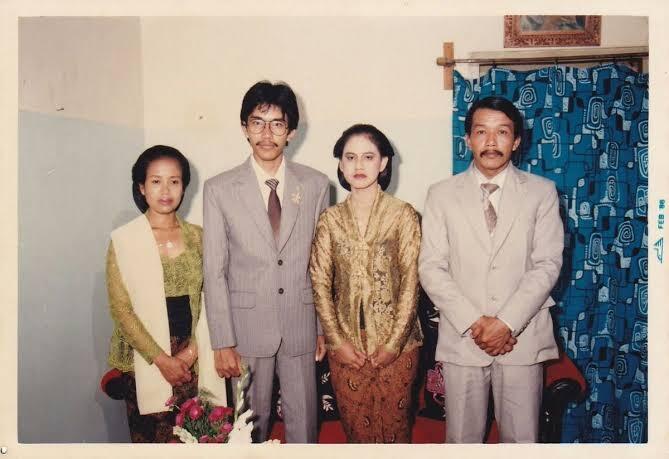 Debat Tinggi Badan Jokowi di Foto Pernikahan, Roy Suryo: Iriana Nikah dengan Siapa?
