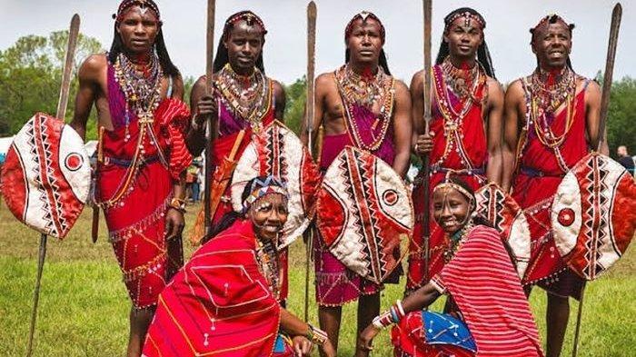 15 Suku Paling Nyeleneh di Dunia