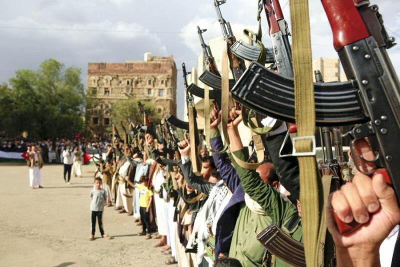 Kayak AS! Houthi Yaman Umumkan Blokade Udara Israel, Pesawat Komersial jangan Lewat!
