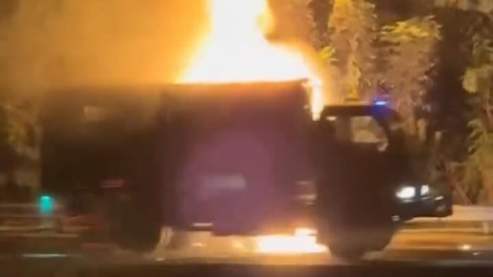 Truk TNI AD yang Membawa Muatan Amunisi Terbakar, Satu Personel Meninggal Dunia