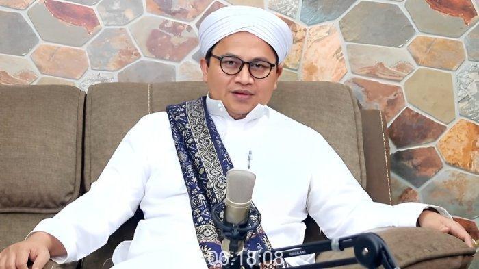 RIUH GEMURUH IJAZAH PALSU DAN NASAB PALSU Teks