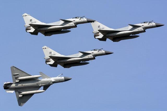 Diskusi Khusus: Indonesia Bersiap Kirim Pilot TNI AU untuk Pelatihan Jet Tempur J-10