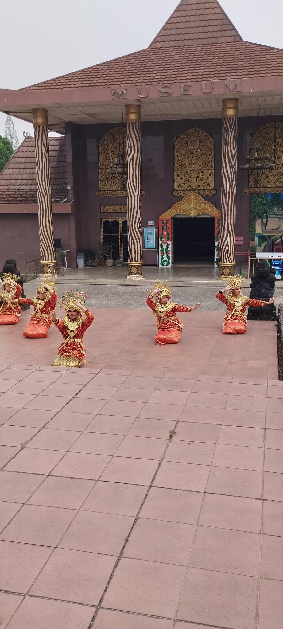 Sejarah Munculnya Tari Tanggai