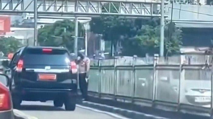Polantas Hormat ke Mobil Berpelat Dinas yang Terobos Jalur Transjakarta, Polda Metro