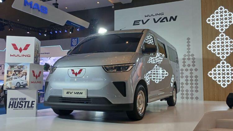 Kendaraan Listrik Serbaguna untuk UMKM? Wuling EV Van Jawabannya!