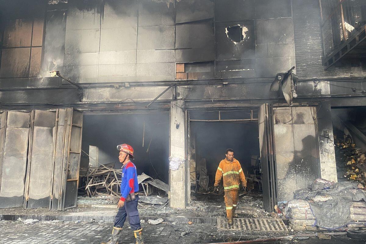 Bos Toko Ban yang Terbakar di Pondok Gede Sempat Dimintai Rp 8 Juta oleh Oknum Warga 