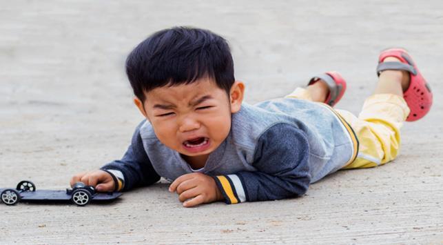 Cara Mengatasi Anak yang Tantrum: Solusi Tanpa Emosi!