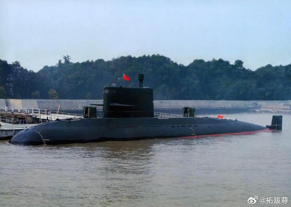 Indo Defence 2025: China Tawarkan 3 Unit Kapal Selam Bekas Type 039A ke Indonesia