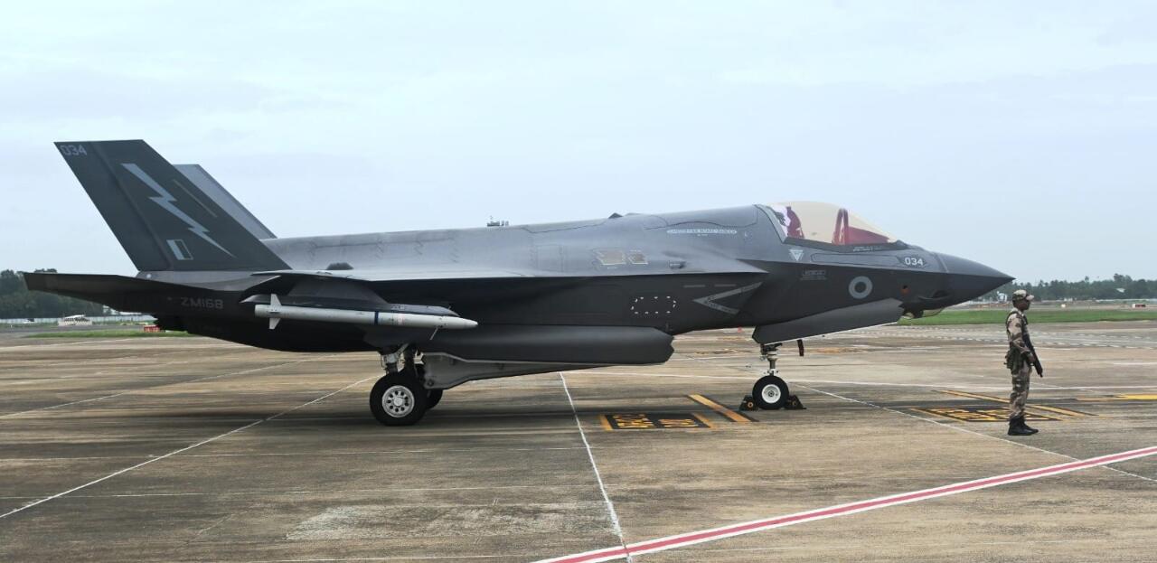 Setelah 7 Hari F-35B Inggris Mendarat Darurat di India, Pesawat Belum Bisa Diperbaiki