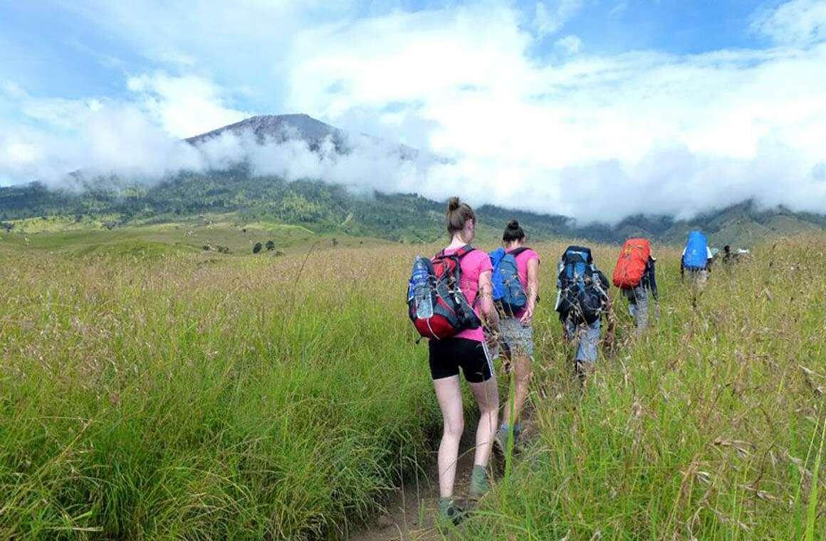 3 Hari 2 Malam Rinjani Summit via Sembalun: Trip Paling Gokil yang Pernah Aku Coba!