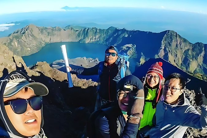 3 Hari 2 Malam Rinjani Summit via Sembalun: Trip Paling Gokil yang Pernah Aku Coba!